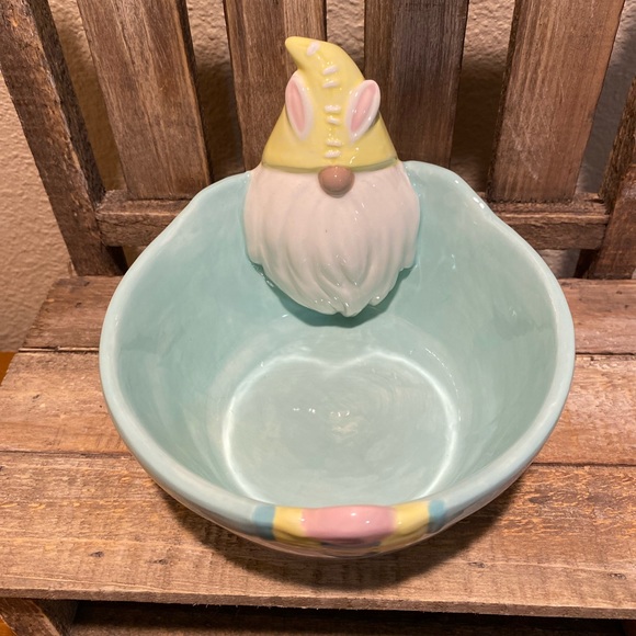 Easter Gnome Salt & Pepper Shaker Set & Easter Gnome Bowl Bundle, Easter Gnomes - Picture 4 of 16